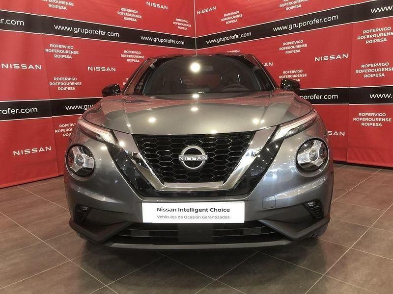 Usado Nissan Juke Tekna 114 CV (83 kW) 2023 Skline grey (metalizado) SUV