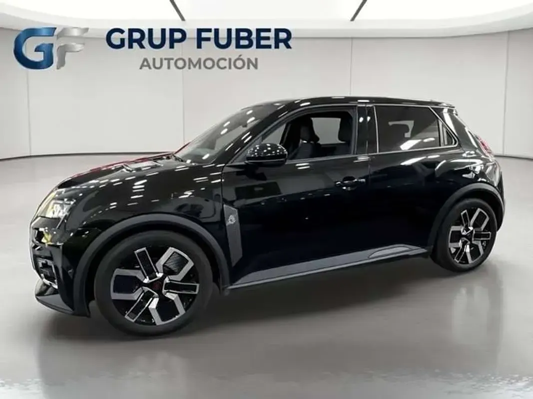 Usado Renault R5 Urban 89 kW (122 CV) 2025 Negro Utilitario