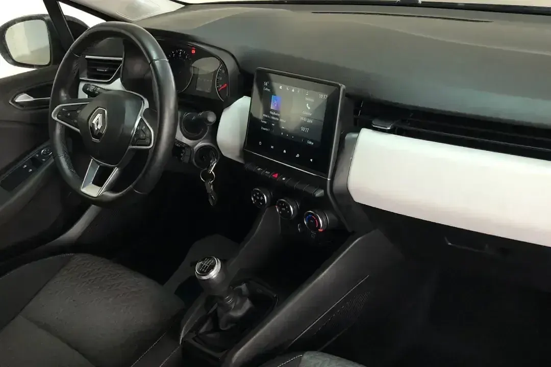Usado Renault Clio V LIMITED 90 CV (66 kW) 2021 Negro Berlina