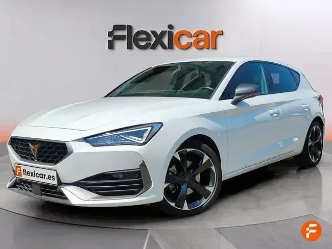 Usado Cupra Leon 150 CV (110 kW) 2023 Blanco Berlina