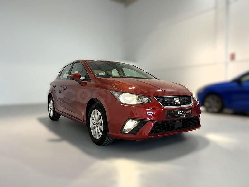 Usado Seat Ibiza Reference 95 CV (69 kW) 2019 Granate Utilitario