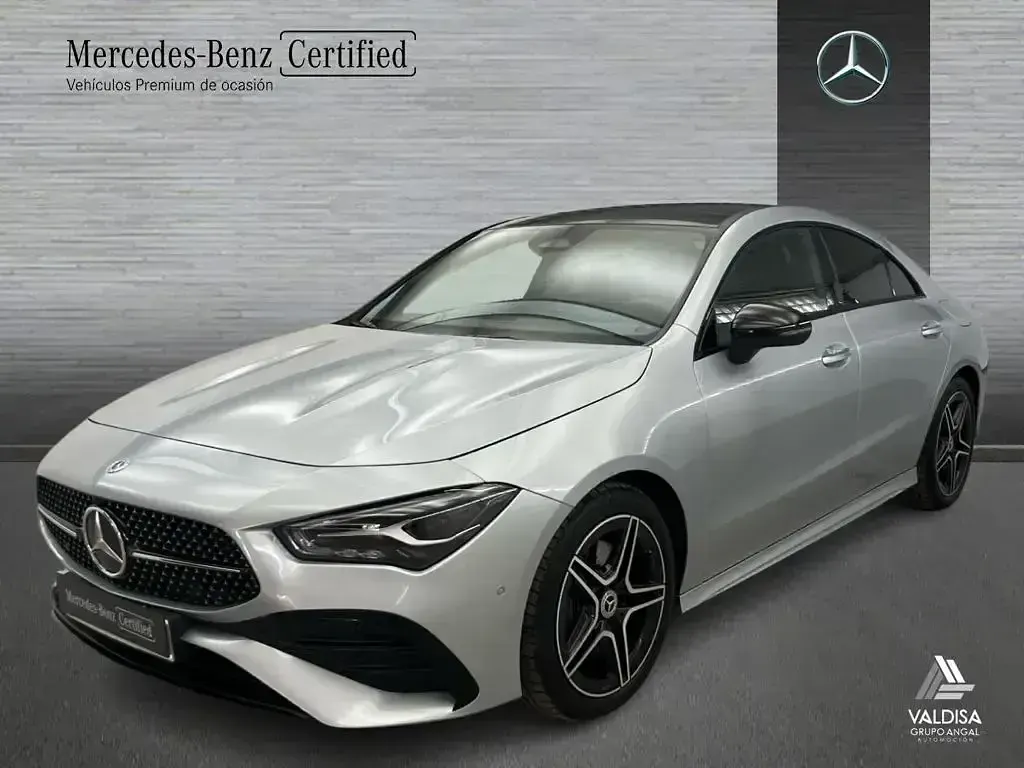 Usado Mercedes CLA200 163 CV (119 kW) 2025 Coupe