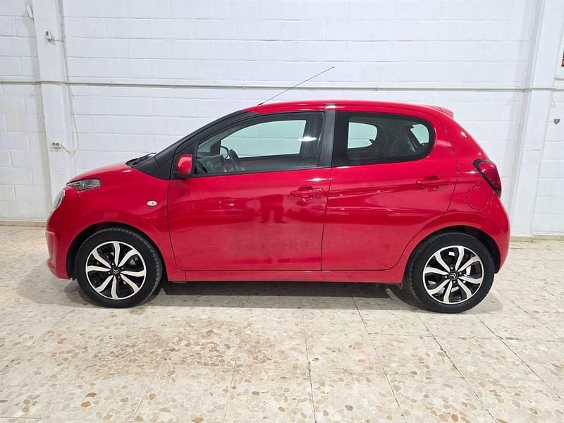 Usado Citroën C1 Feel 72 CV (52 kW) 2019 Rojo Utilitario