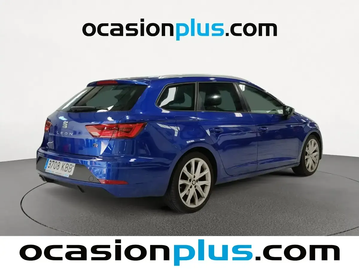 Käytetty Seat Leon FR 150 HP (110 kW) 2017 Sininen Farmari