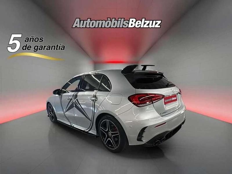 Usado Mercedes A200 150 CV (110 kW) 2023 Plateado Utilitario