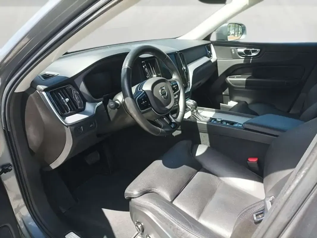 Usado Volvo XC60 Inscription 190 CV (139 kW) 2019 Gris SUV