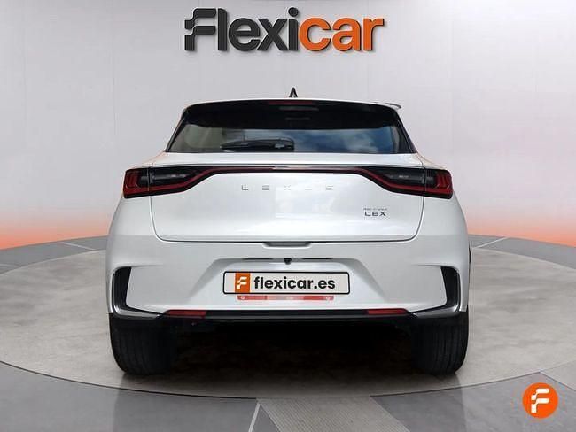 Usado Lexus LBX 136 CV (100 kW) 2024 Blanco SUV