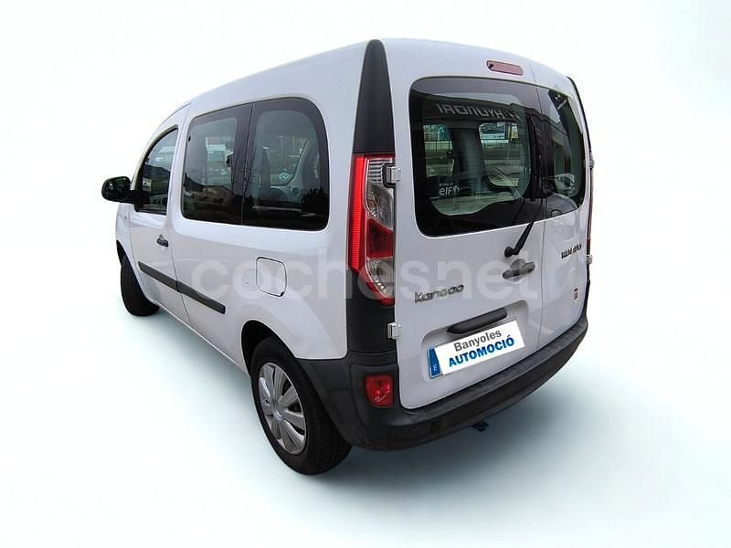 Usado Renault Kangoo Expression 116 CV (85 kW) 2017 Blanco Familiar