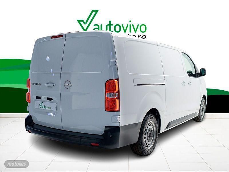 Usado Opel Vivaro 136 CV (100 kW) 2023 Blanco Monovolumen