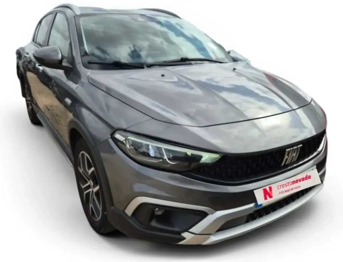 Usado Fiat Tipo Cross 99 CV (72 kW) 2023 Gris