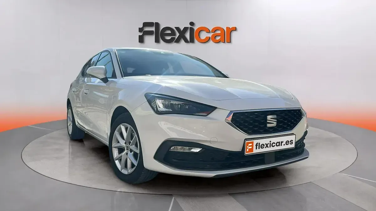Usado Seat Leon Reference 115 CV (84 kW) 2022 Berlina