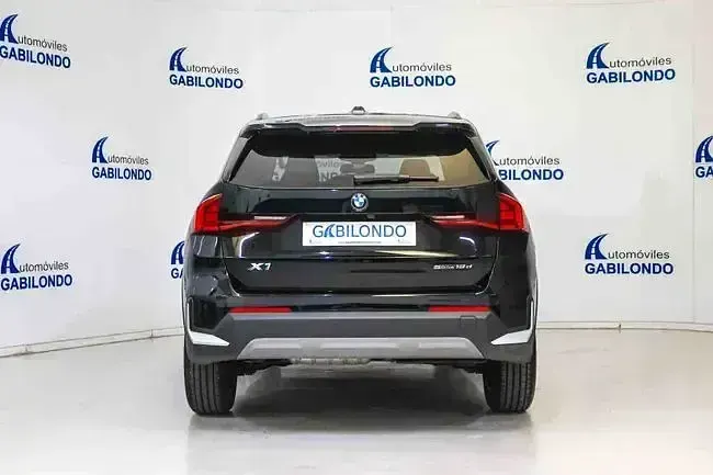 Usado BMW X1 Comfort Edition 150 CV (110 kW) 2023 Negro SUV