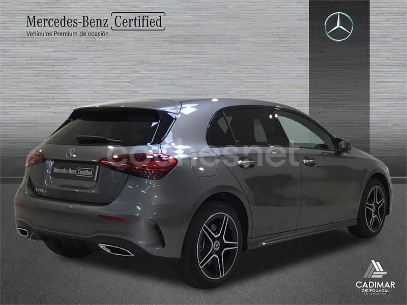 Usado Mercedes A250 AMG line 218 CV (160 kW) 2024 Gris montaña Berlina