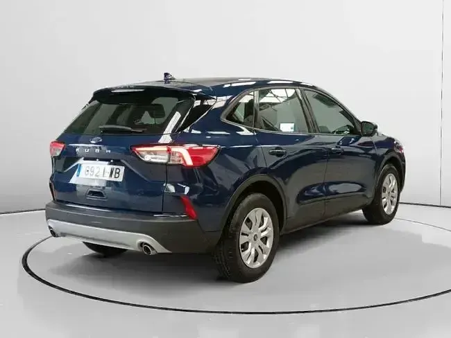 Usado Ford Kuga Trend 120 CV (88 kW) 2022 Azul SUV
