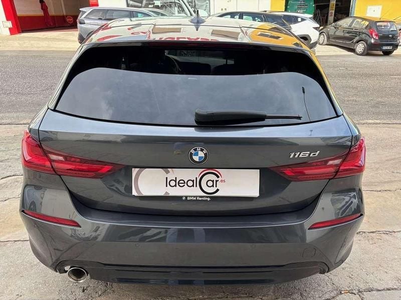 Occasion BMW 118 Sport Line 150 PK (110 kW) 2021 Grijs Hatchback