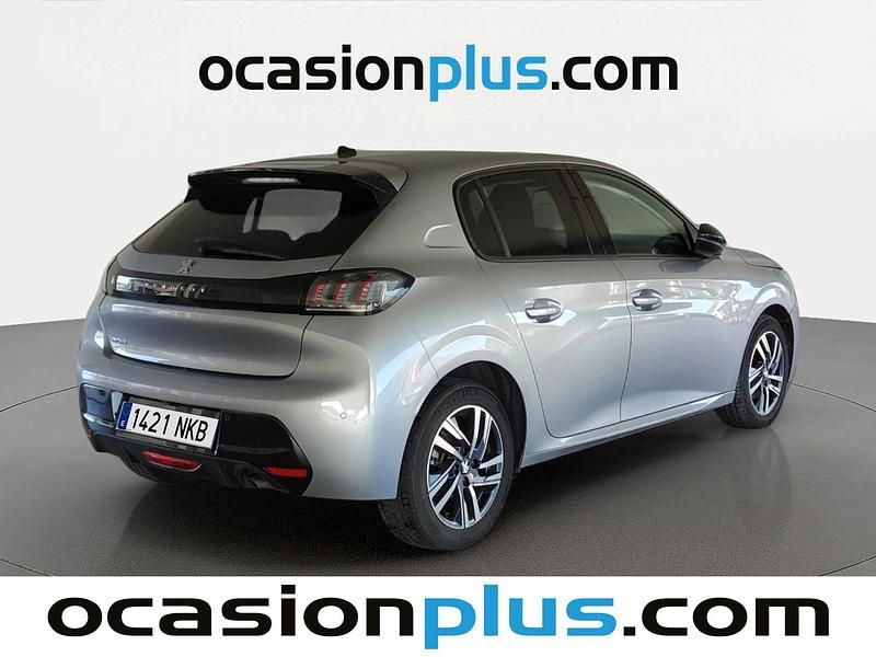 Usado Peugeot 208 Allure 102 CV (75 kW) 2023 Gris Utilitario