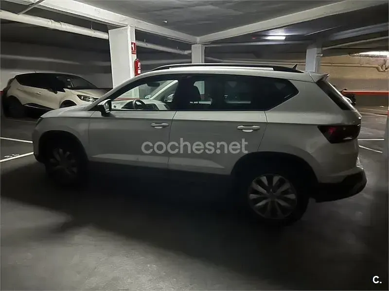 Usado Seat Ateca Style 150 CV (110 kW) 2023 Gris / plata SUV