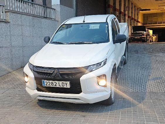 Blanco Usado 2020 Mitsubishi L200 Recogida | 24.900 € (Precio justo) - Imagen 1/4