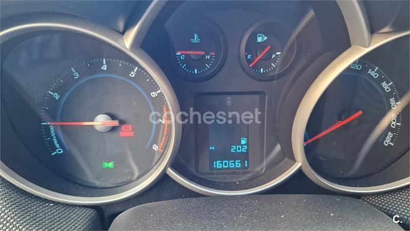 Usado Chevrolet Cruze LT 124 CV (91 kW) 2012 Blanco Berlina