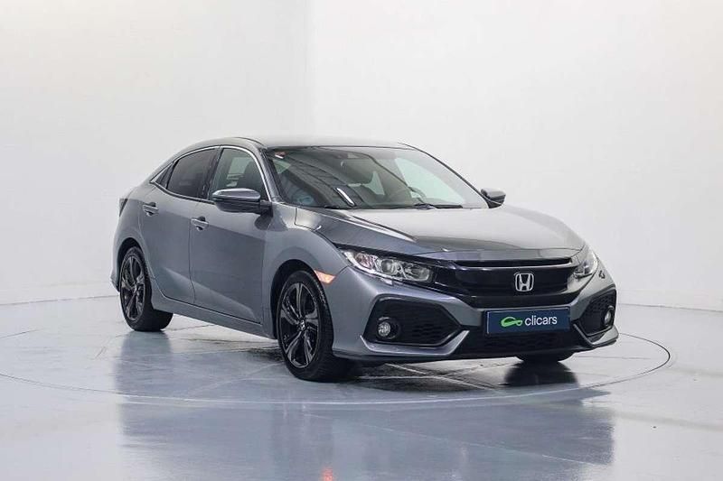 Usado Honda Civic Elegance 126 CV (92 kW) 2019 Plateado Utilitario