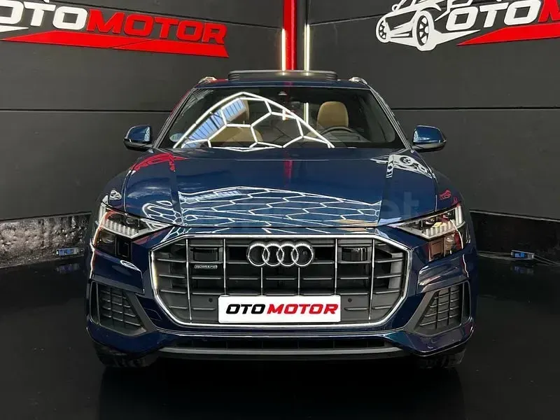Usado Audi Q8 231 CV (169 kW) 2021 Azul SUV