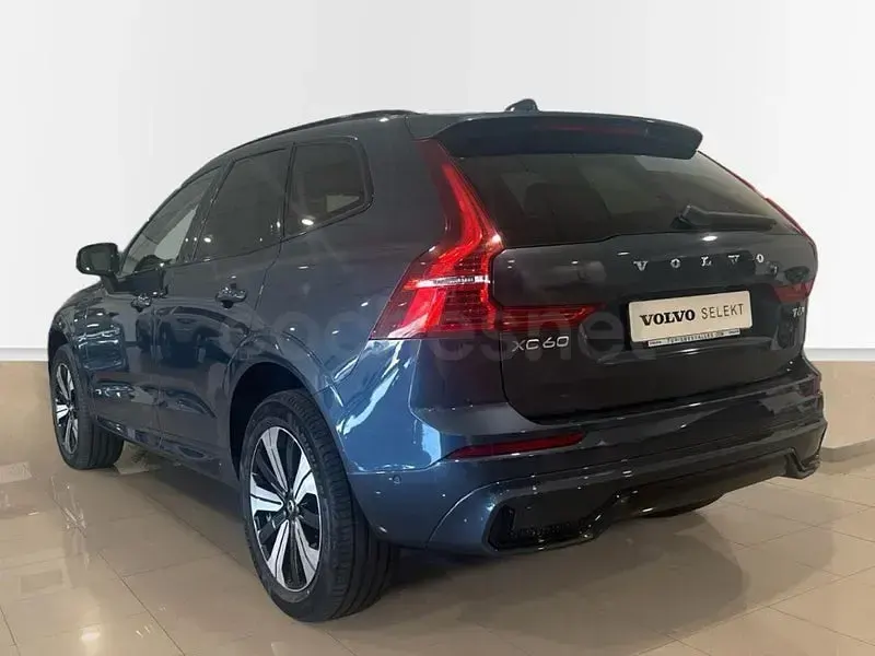 Usado Volvo XC60 Plus 351 CV (258 kW) 2025 Azul SUV
