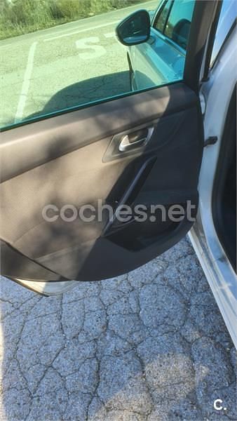 Usado Peugeot 508 SW Allure 150 CV (110 kW) 2014 Blanco Familiar