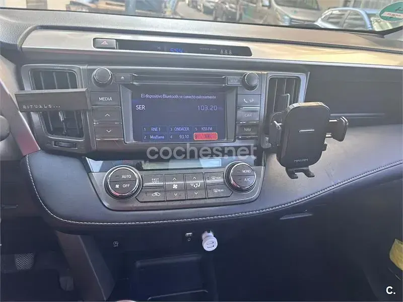 Usado Toyota RAV4 Advance 124 CV (91 kW) 2013 Blanco SUV