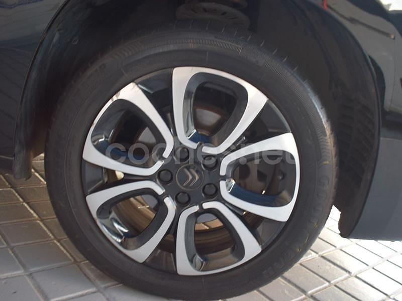 Usado Citroën Berlingo Shine 102 CV (75 kW) 2020 Negro Monovolumen