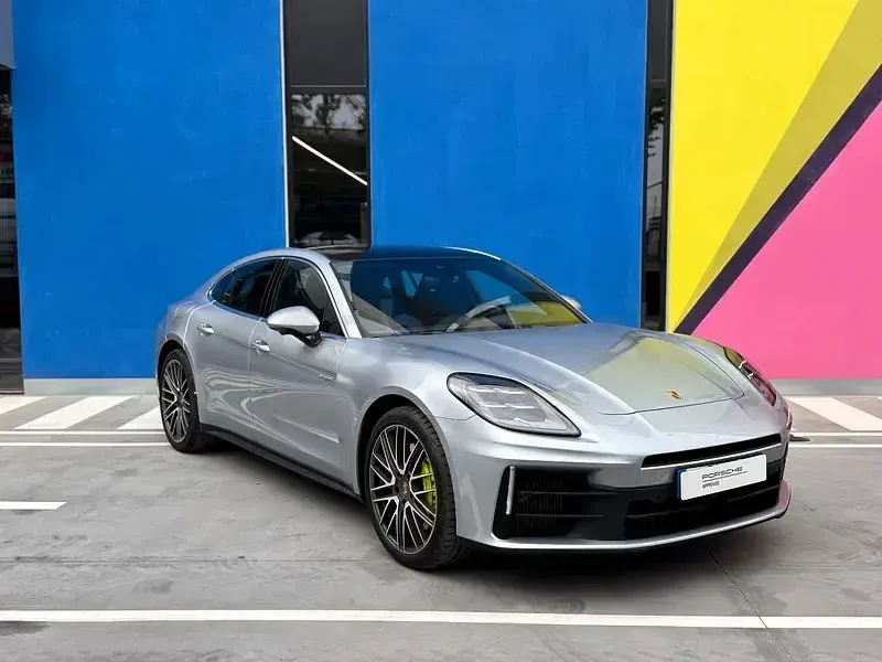 Usado Porsche Panamera 4 E-Hybrid 470 CV (345 kW) 2026 Gris / plata Utilitario