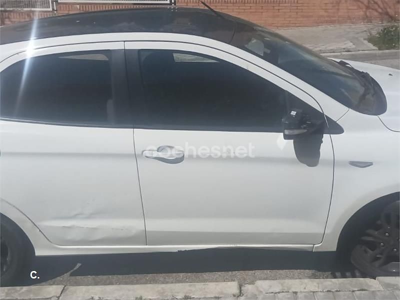 Usado Ford Ka Plus 85 CV (62 kW) 2018 Blanco Utilitario