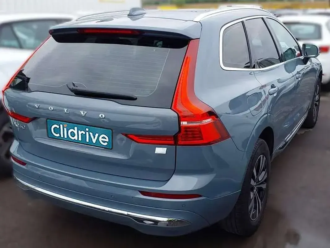 Usado Volvo XC60 Core 253 CV (186 kW) 2022 SUV