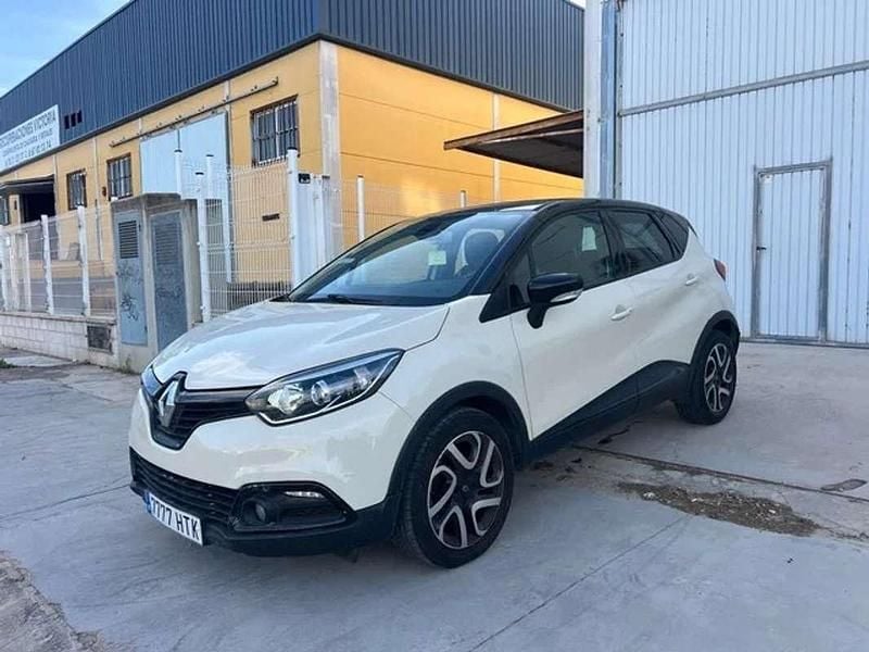 Beige Usado 2014 Renault Captur SUV | 4990 € (Precio justo) - Imagen 1/4