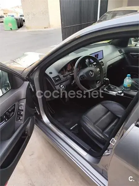 Usado Mercedes C63 AMG AMG 457 CV (336 kW) 2009 Gris / plata Familiar