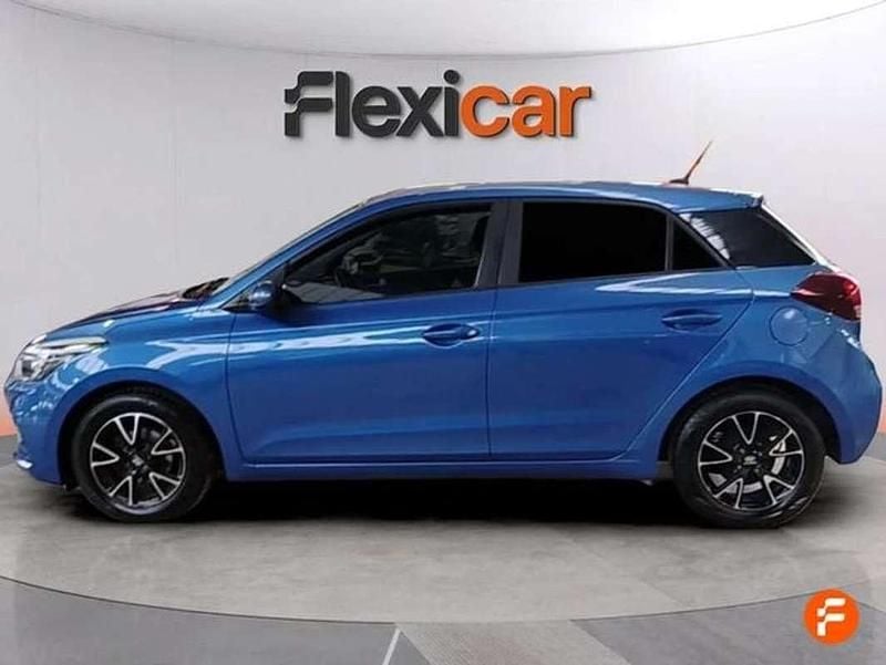 Usado Hyundai i20 75 CV (55 kW) 2019 Azul Utilitario