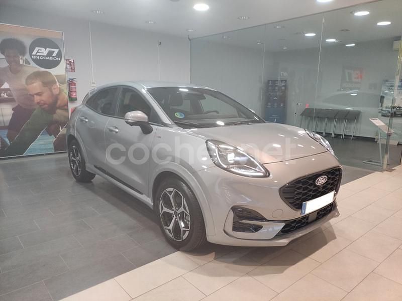 Usado Ford Puma ST-Line 125 CV (91 kW) 2024 Gris / plata SUV