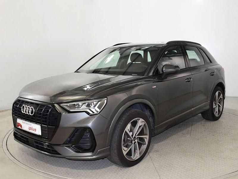 Usado Audi Q3 S-Line 150 HP (110 kW) 2024 Cinzento SUV