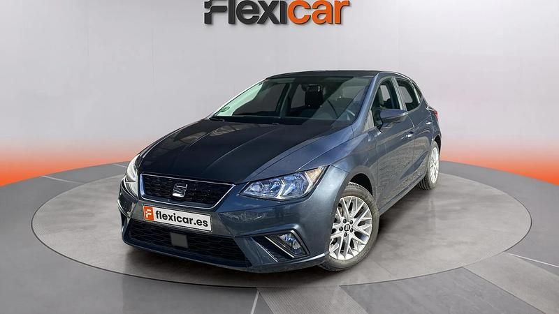 Usado Seat Ibiza Reference 75 CV (55 kW) 2019 Gris Utilitario