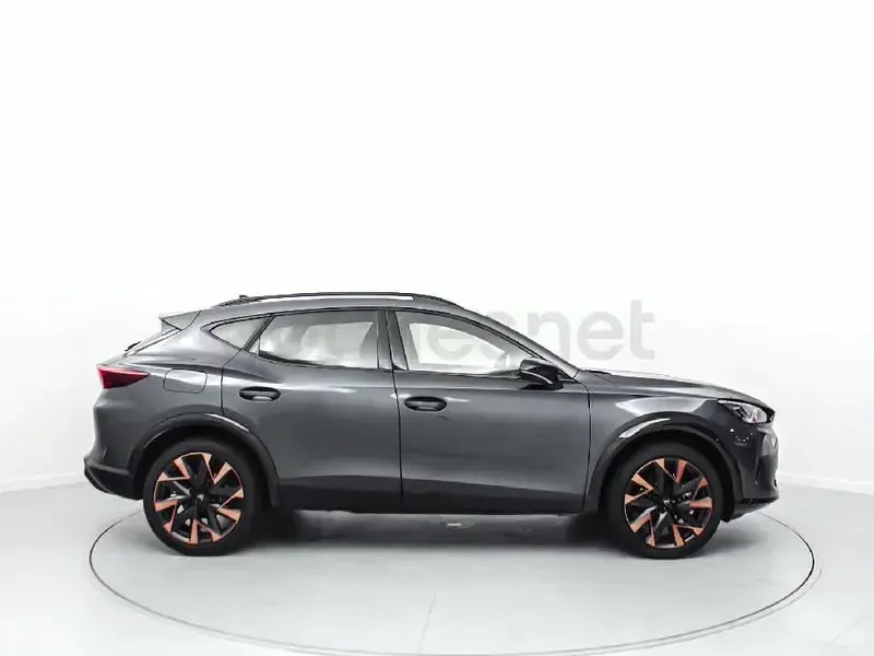 Usado Cupra Formentor 150 CV (110 kW) 2024 Gris / plata SUV