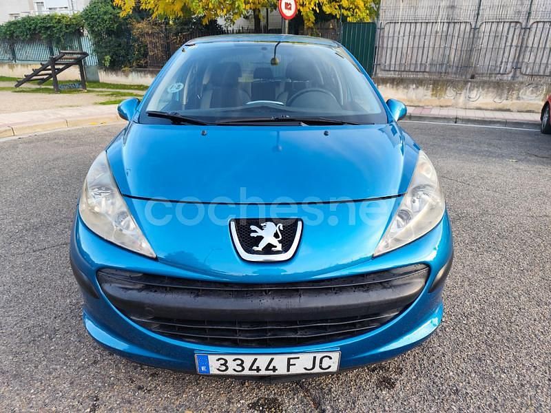 Azul Usado 2007 Peugeot 207 Berlina | 2290 € (Precio justo) - Imagen 1/4