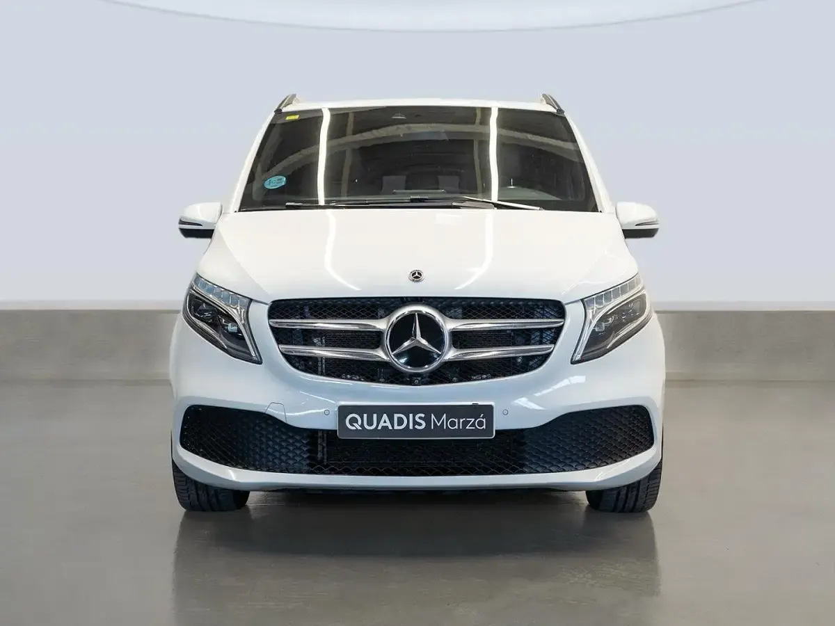 Usado Mercedes V300 AMG 239 CV (175 kW) 2020 Blanco Monovolumen