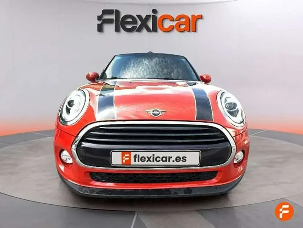 Usado Mini Cooper Cabriolet 136 CV (100 kW) 2018 Naranja Descapotable