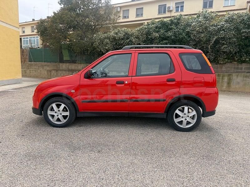 Usado Suzuki Ignis 99 CV (72 kW) 2005 Rojo Utilitario