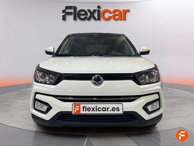 Usado Ssangyong (KGM) Tivoli Limited 163 CV (119 kW) 2019 Blanco SUV
