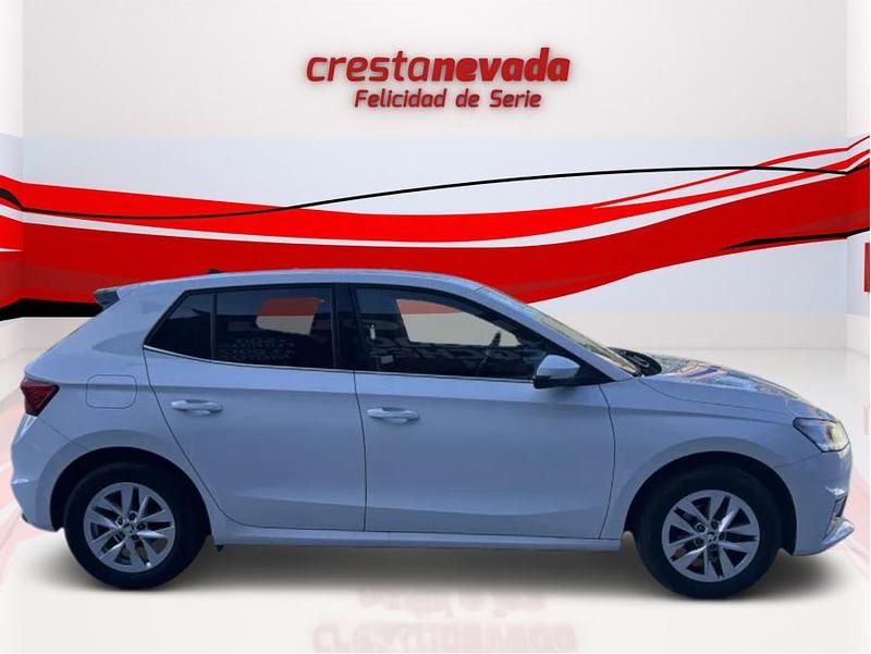 Usado Skoda Fabia Essence 80 CV (58 kW) 2024 Utilitario