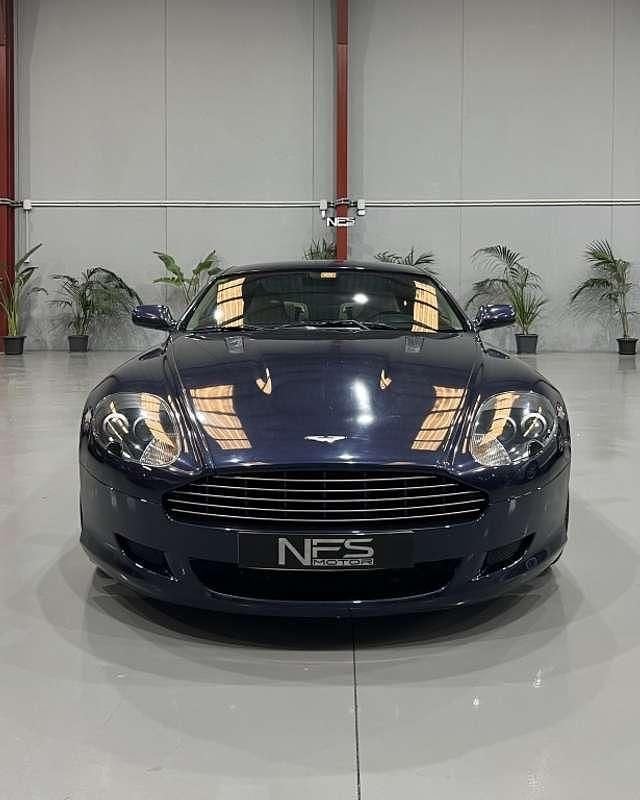 Usado Aston Martin DB9 450 CV (330 kW) 2005 Azul Descapotable