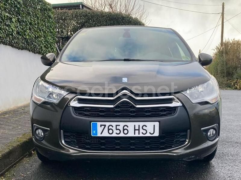 Usado Citroën DS4 Style 114 CV (83 kW) 2013 Marrón Utilitario