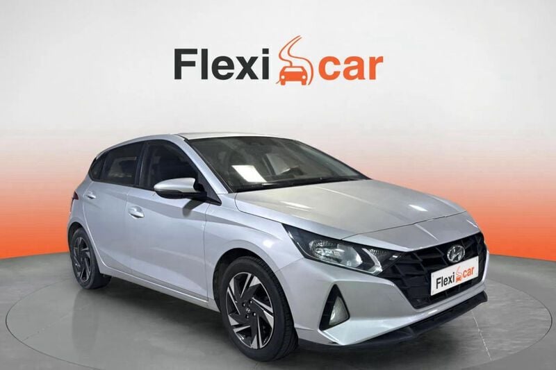 Blanco Usado 2021 Hyundai i20 Berlina | 11.890 € (Buen precio) - Imagen 1/4