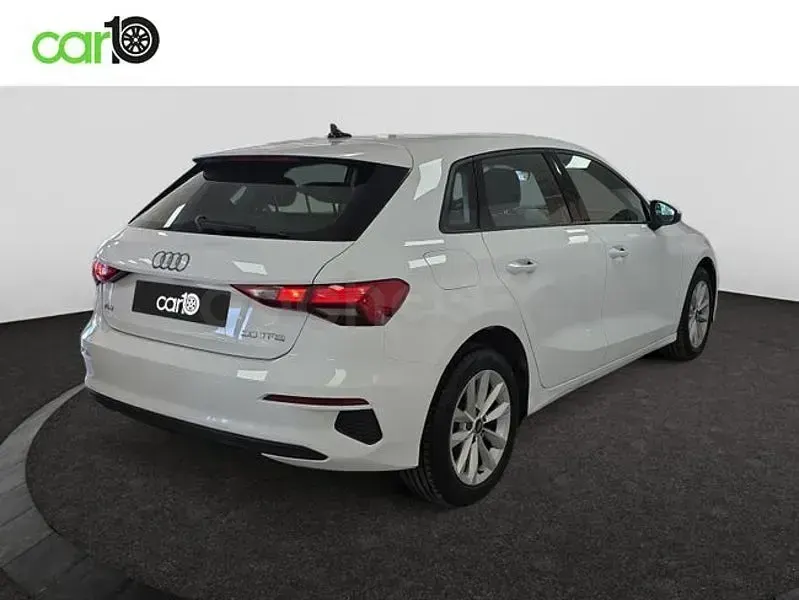 Usado Audi A3 Premium 110 CV (80 kW) 2021 Blanco Berlina