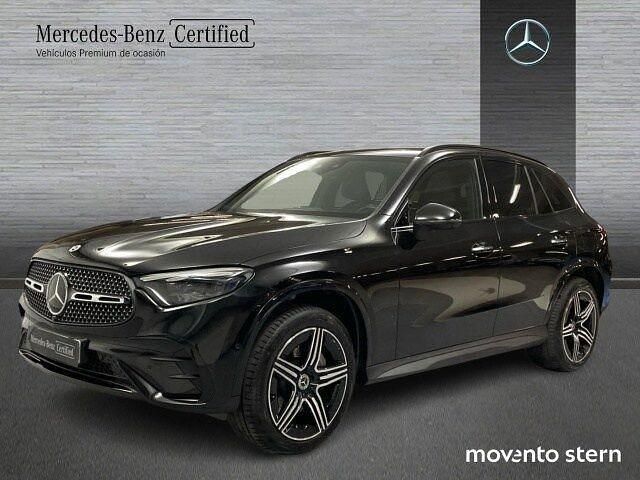 Usado Mercedes GLC300e 313 CV (230 kW) 2024 Negro obsidiana SUV
